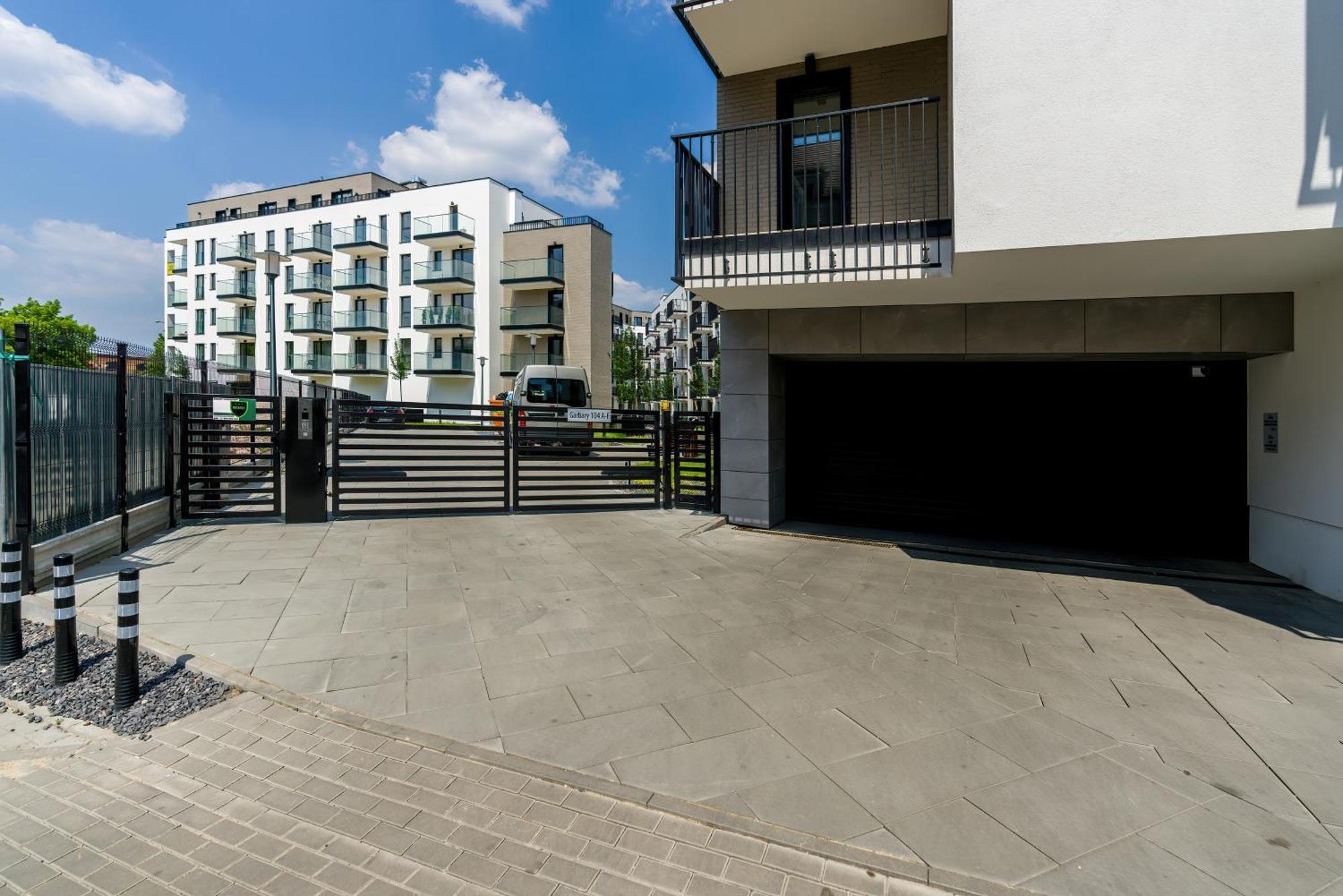 Esencja Apartments With Free Parking Garbary 104 By Renters Poznan Exterior photo